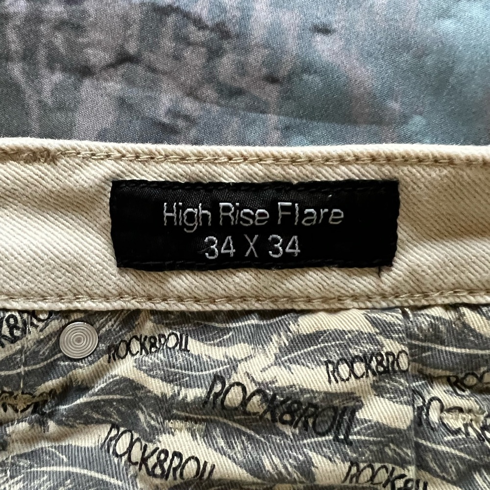 NWOT Rock & Roll denim high rise flares - Picture 4 of 6